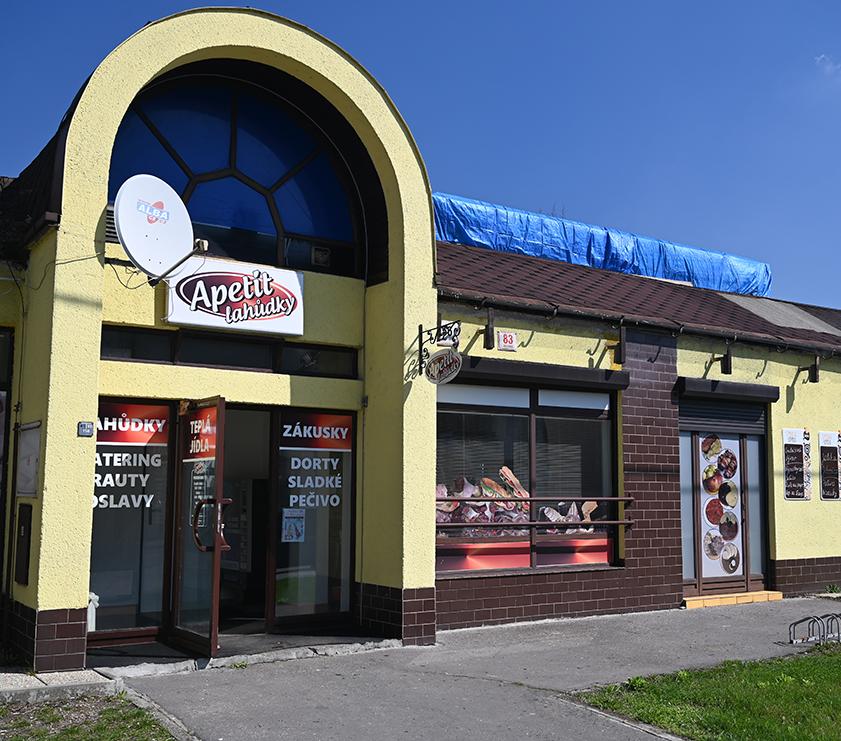 lahůdky v blízkosti nemocnice