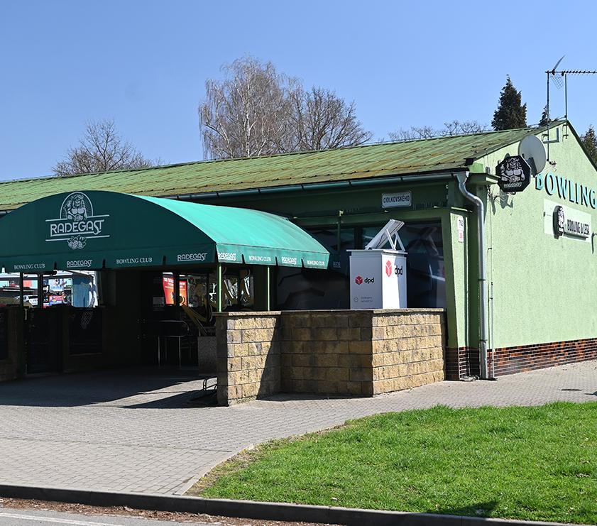 hospoda s venkovním posezním